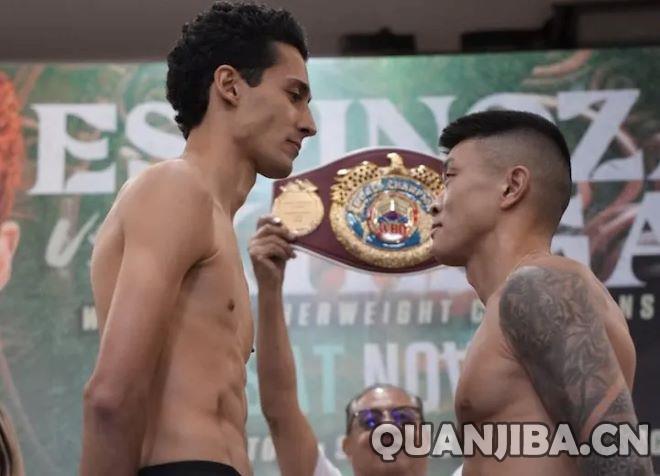 埃斯皮诺萨与凯盖顺利过秤，周日中午拳