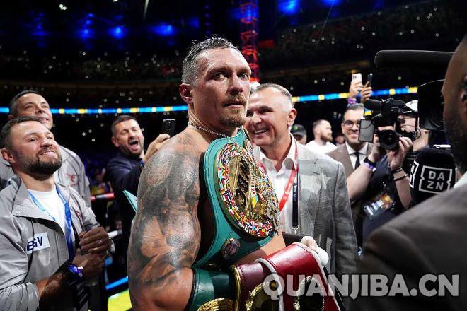 刘易斯：乌西克堪称拳击史上的顶级传奇