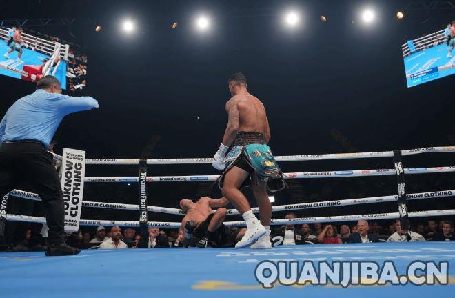 欧佩泰亚击倒钦卡拉成功保卫IBF次重量级