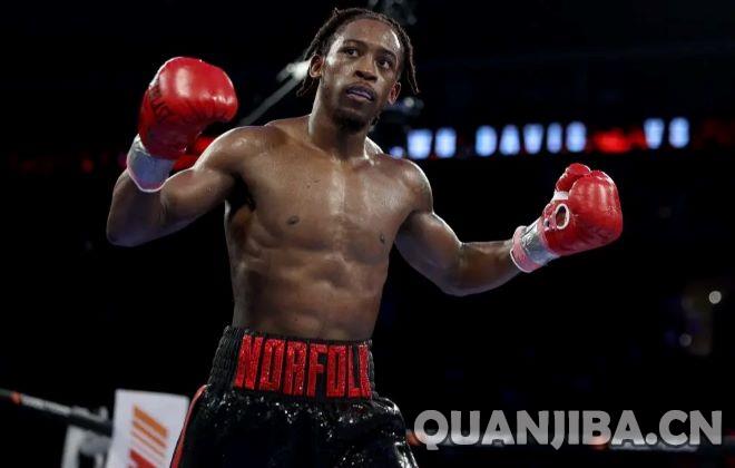 戴维斯：我预测克鲁兹能击倒穆拉塔拉