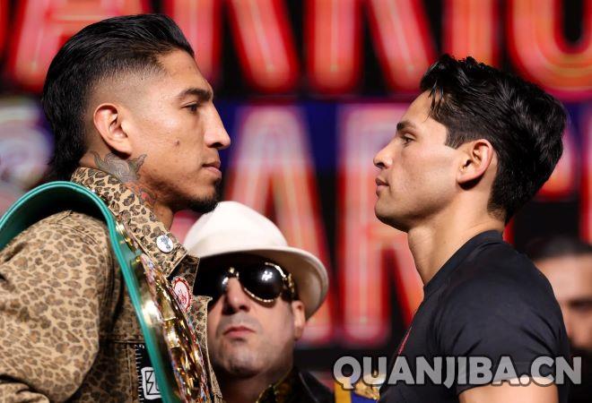 加西亚与巴里奥斯首次同台亮相举行新闻