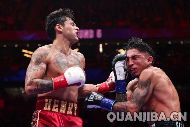 加西亚击败巴里奥斯强势问鼎WBC拳王