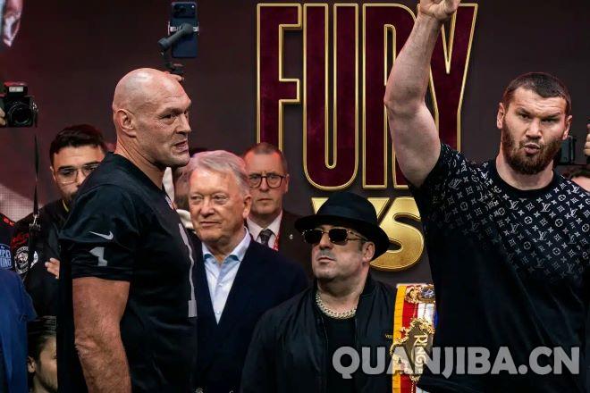 富里与赫穆多夫完成赛前称重，巅峰对决