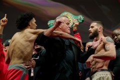 本纳维德兹：迪雷尔挨到了普朗特一记冷拳