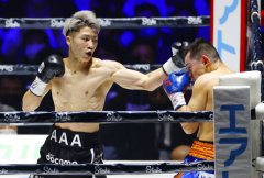 井上尚弥第二回合KO多奈尔夺得WBA、WBC和IBF金腰带