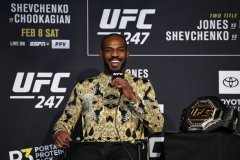 UFC总裁白大拿表示“骨头”琼斯将对阵纳干诺或