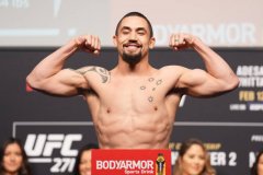 UFC 271赛前称重图集！阿迪萨亚二番战惠特克冠军