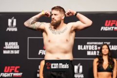 UFC格斗之夜205赛前称重图集！布莱兹vs道考斯