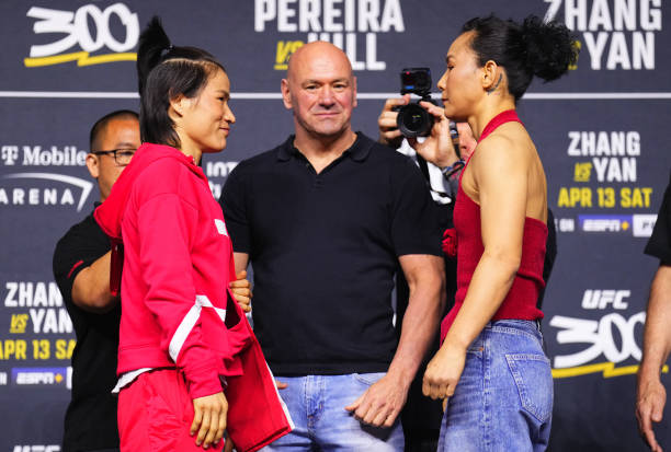 UFC 300首场新闻发布会选手对视，白大拿：5万花红
