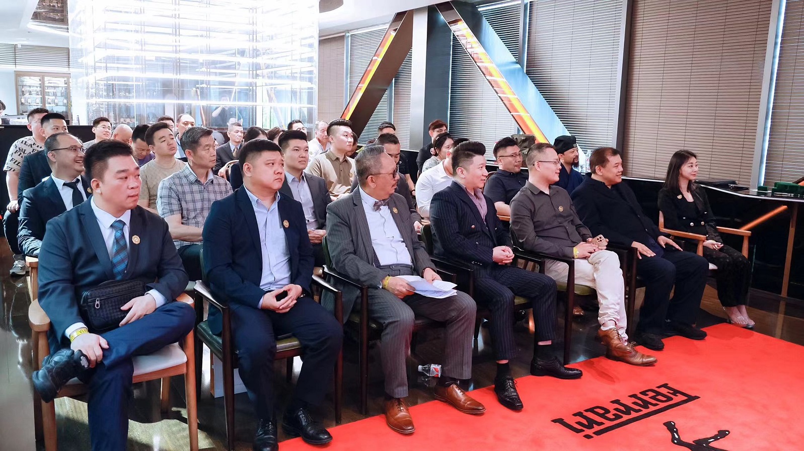 澳门国际综合格斗协会首届发布会在“亚运之城