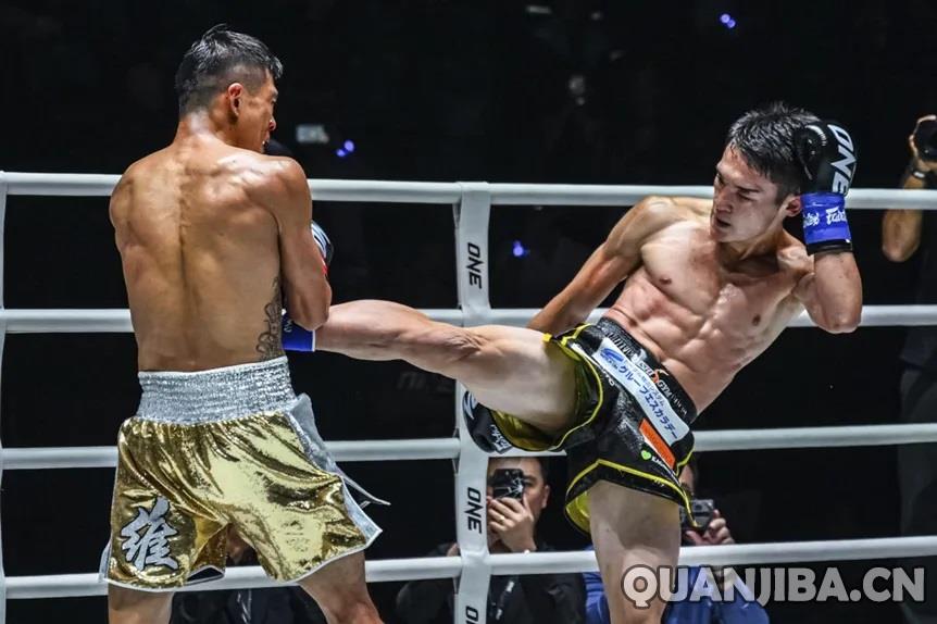 ＂ONE格斗之夜：霍小龙不敌对手，遗憾落