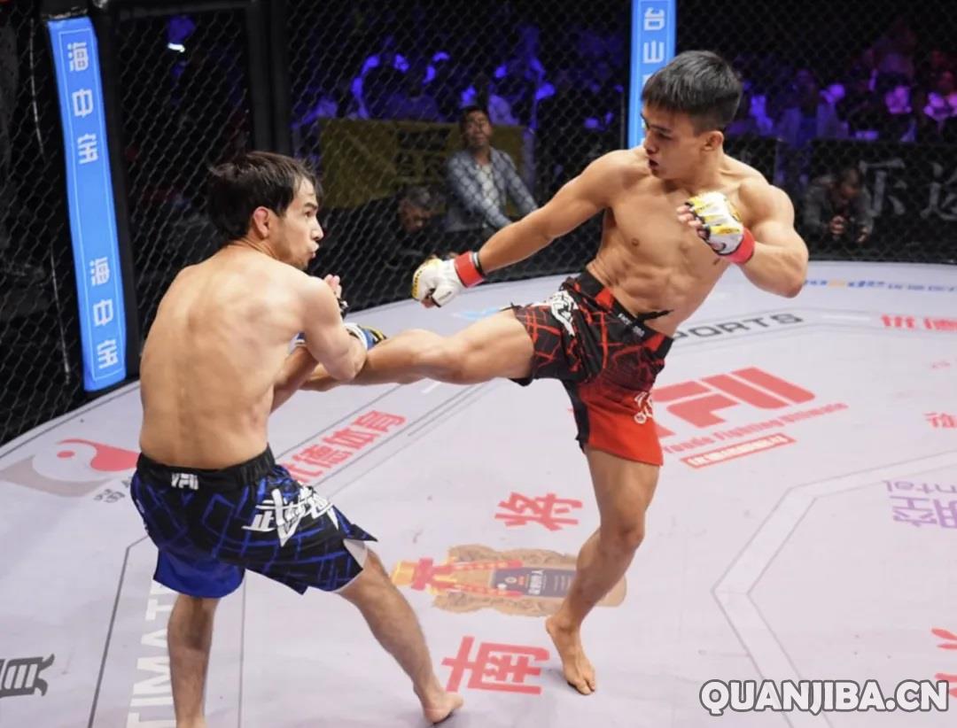 “山魈”周坤两回合霸气绞杀对手，亚洲功夫盛典圆满收官