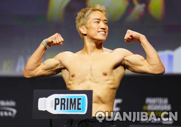 ＂UFC 310冠军赛火爆开启！泰拳蝇量级选手