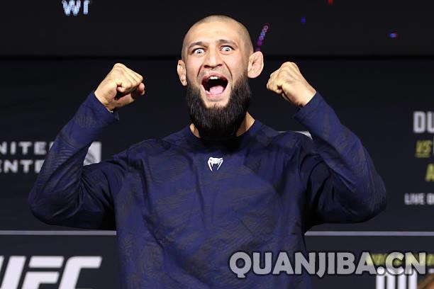 UFC 319称重揭晓！明日将展开中量级拳击冠