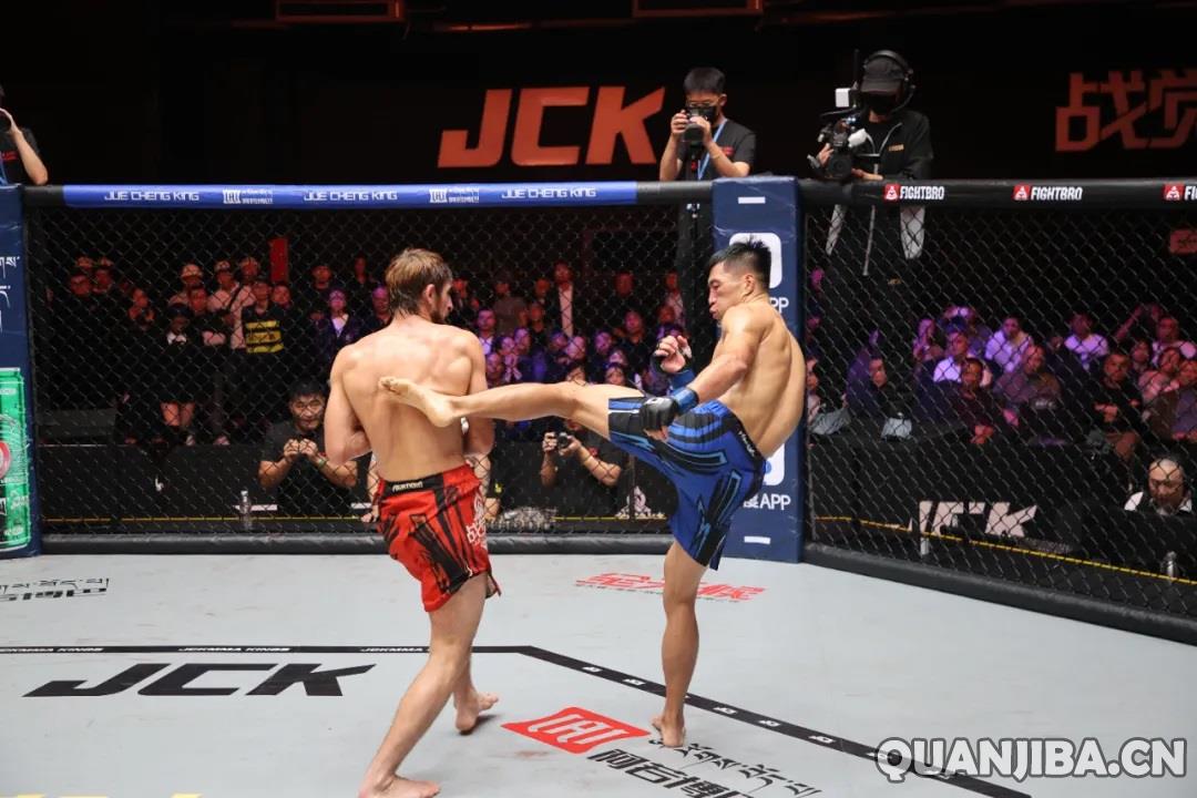 ＂JCK觉城之夜N106战报 | 那尔太、腾力格、胡布兰晋级羽量级赏金赛四强＂