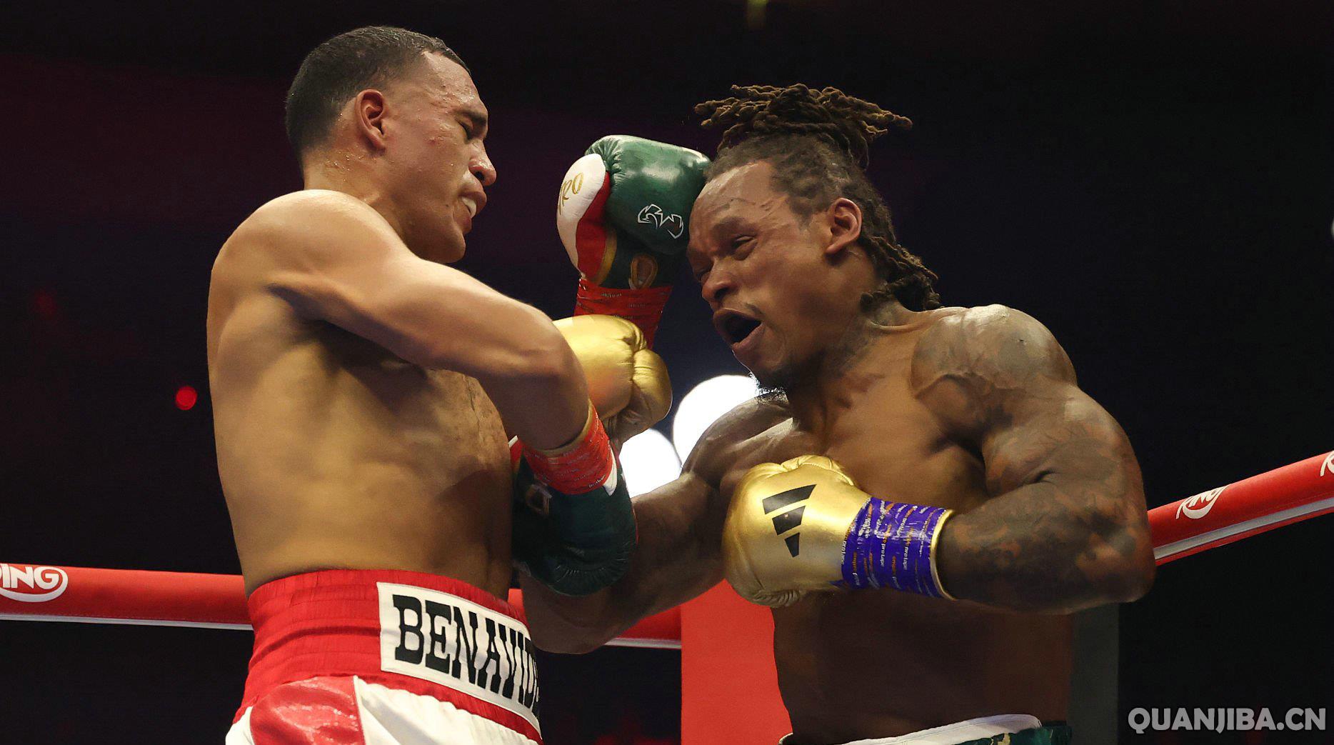 贝纳维德兹第七回合TKO亚德！哈尼点胜诺曼夺得金腰带