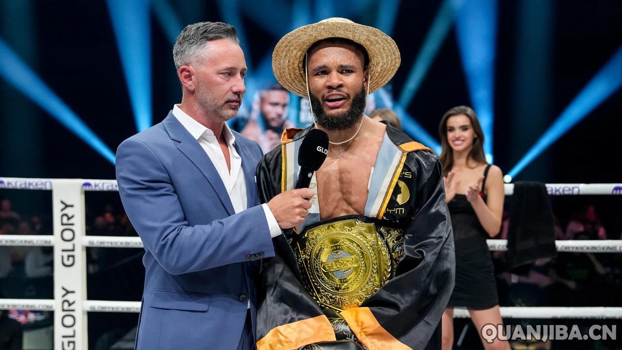成都散打新星见证奇科·夸西斩获Glory中量